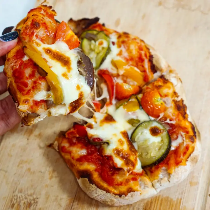Roman-style pinsa with fresh toppings